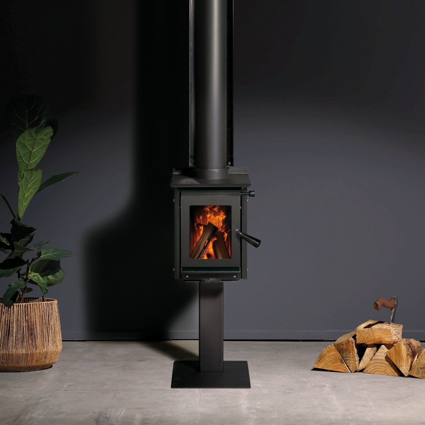 Micro Rad compact wood fire heater for tiny homes and small spaces, heating up to 70m²