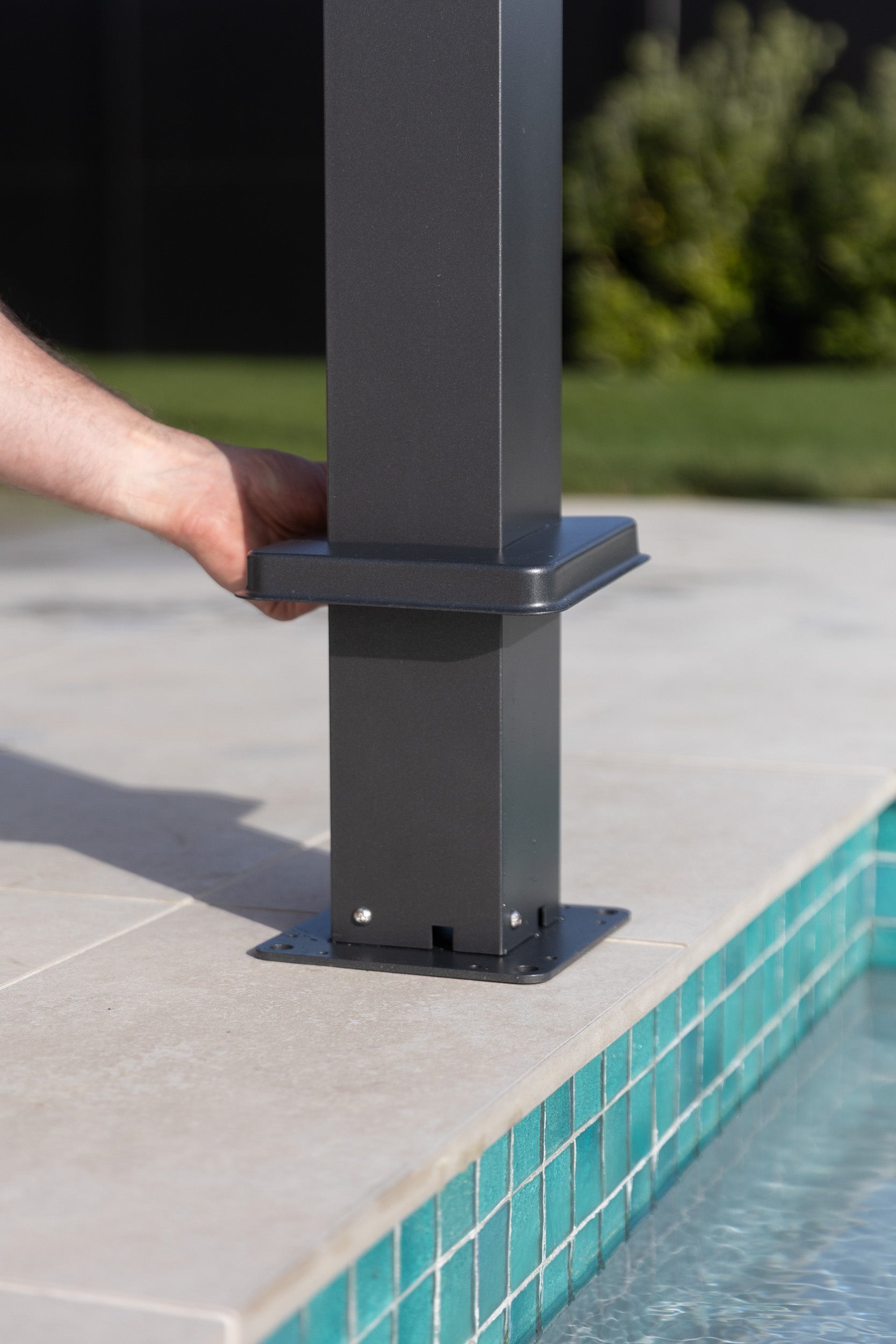 Sereno Louvre Roof - 3m x 3m Gunmetal