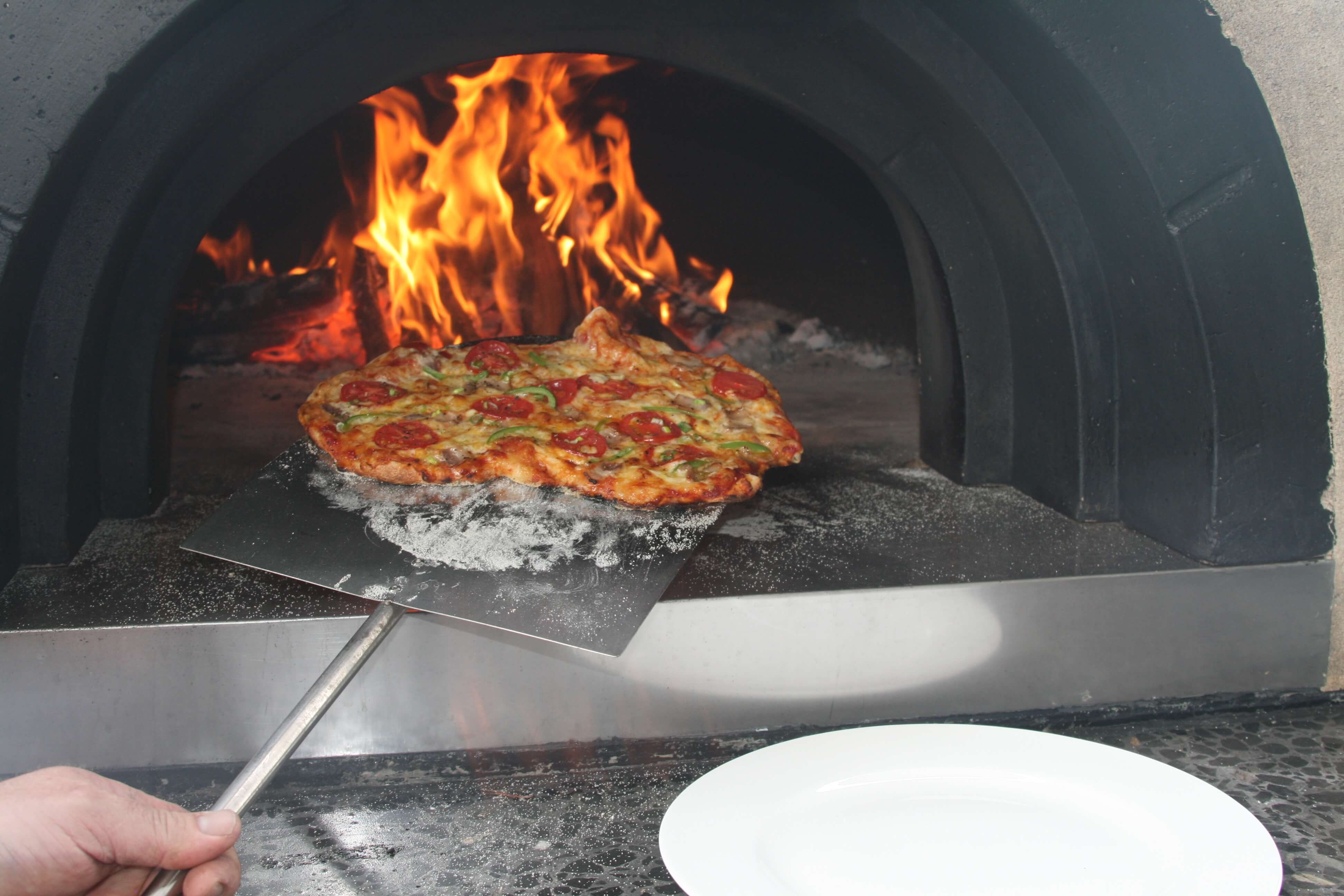 grande-family-pizza-oven-–-including-pizza-paddle