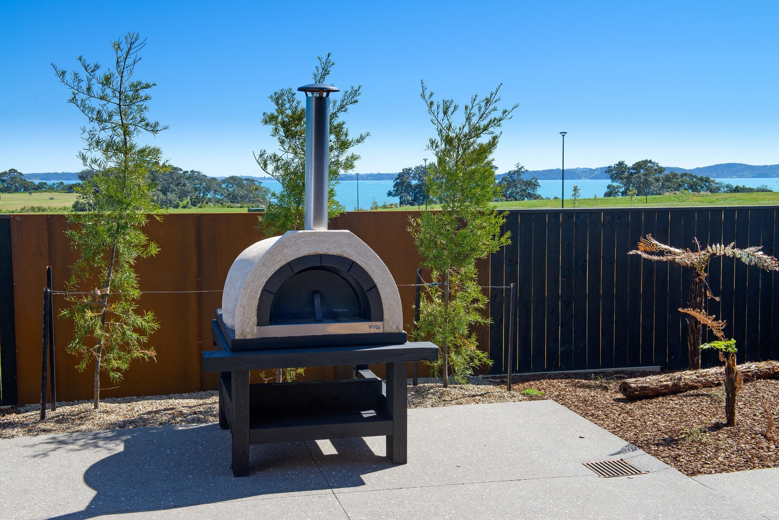 grande-family-pizza-oven-–-including-pizza-paddle