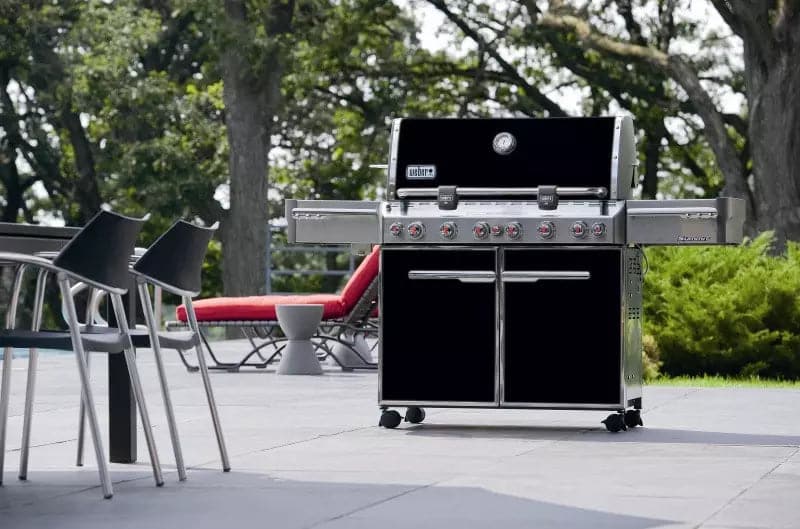 Weber Summit E-670 Gas Barbecue K7371034